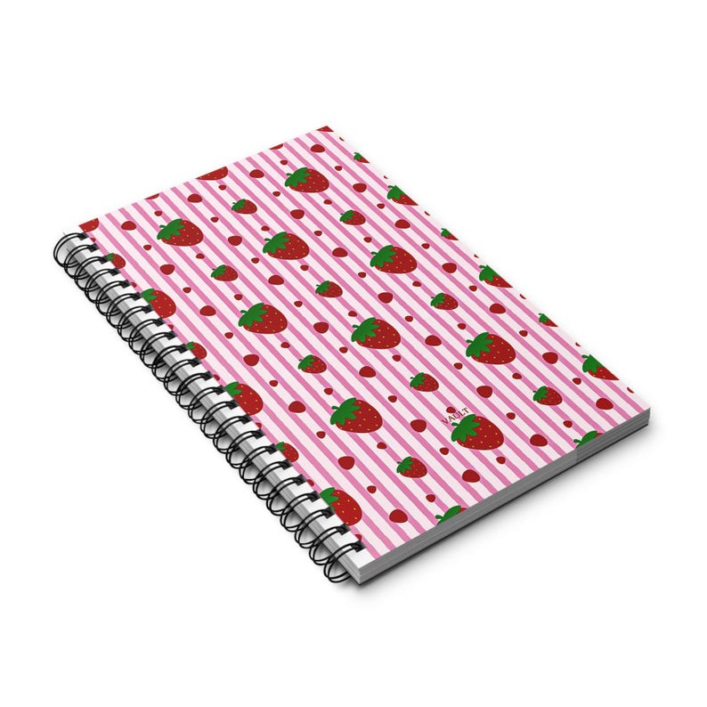 Carnet à spirale fraise, 160 pages lignées 90 g/m², couverture semi-brillante, reliure spirale